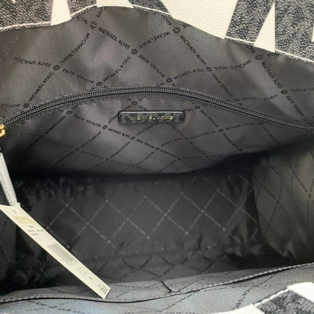 Michael Kors purse and wallet Kenly Large Tote - Picture 7 of 12